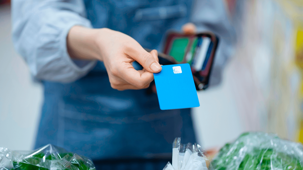 Cartão bandeirado ou private label